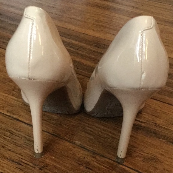 Guess cream patent heels - Picture 4 of 6